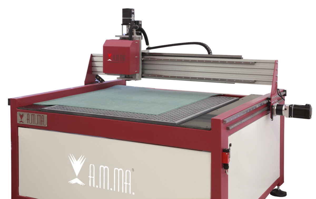 Pantografo CNC da taglio tessuti TANG IT 1000 - immagine 3